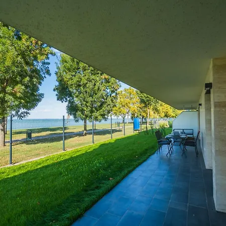 Apartment Myflat Sunset Beach66 Premium *