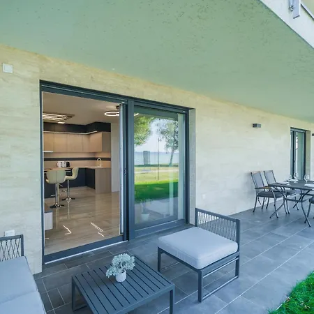 Myflat Sunset Beach66 Premium Apartment