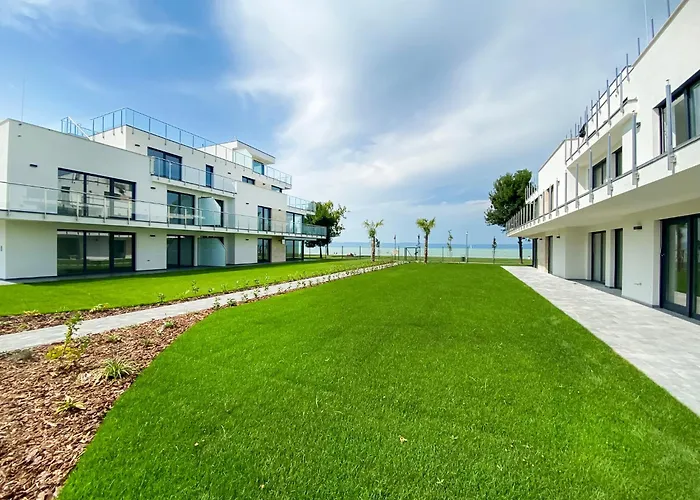 דירה Myflat Sunset Beach66 Premium שיופוק